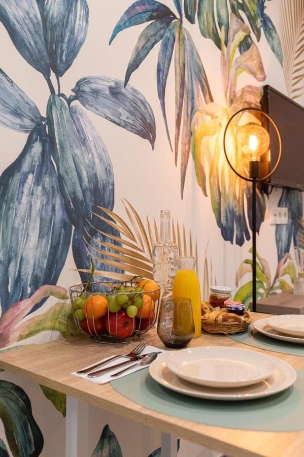 Studio Cosy Au Coeur De L'Ecusson - Arenes A 2 Min Nîmes Dış mekan fotoğraf